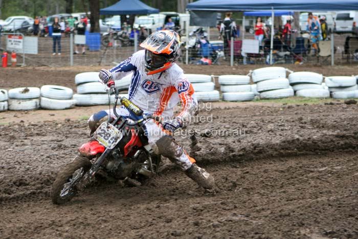 678x444 pixels (80K)